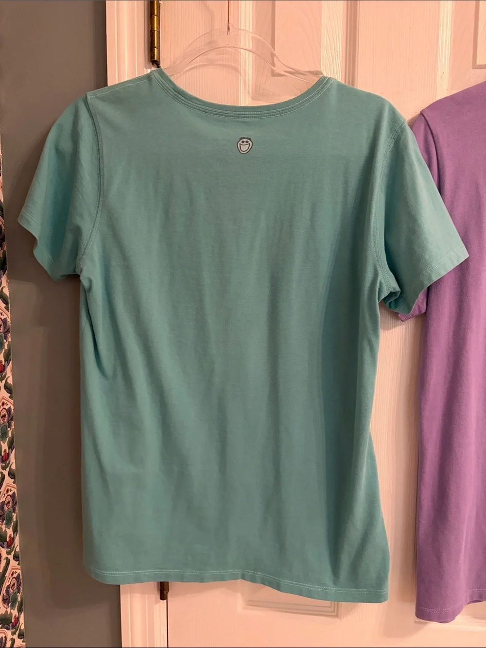 Two Life Is Good Women’s Sz Medium “Be the Person Your Dog Thinks You Are” Tees - Picture 6 of 7